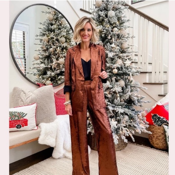 Women’s suit set - Picture 1 of 1